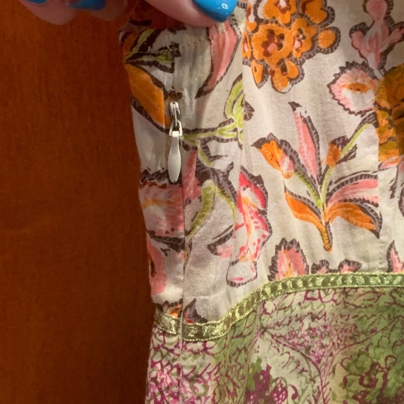 Women’s top - Picture 8 of 10